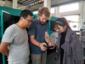 美国客户来厂考察